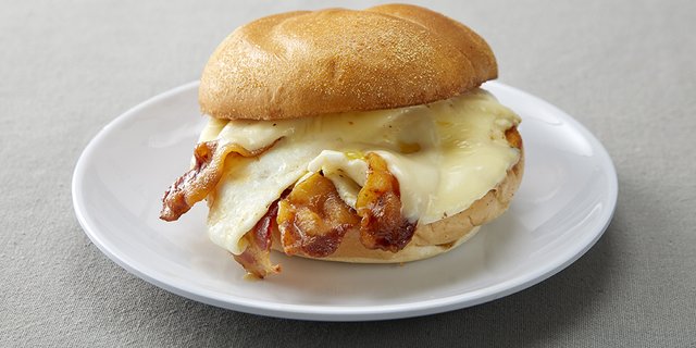 Bacon, Egg & Cheese Breakfast Sandwich