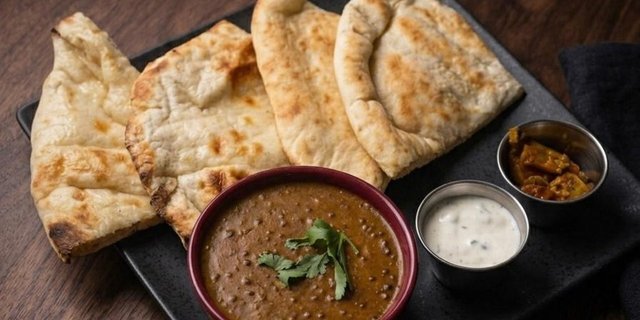 Lamb Kulcha Lunch