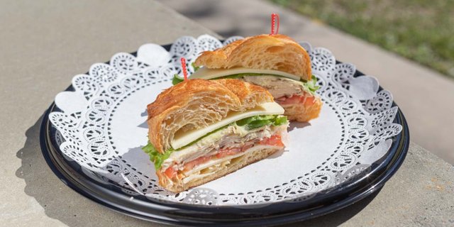 Turkey-Pesto Sandwich Tray