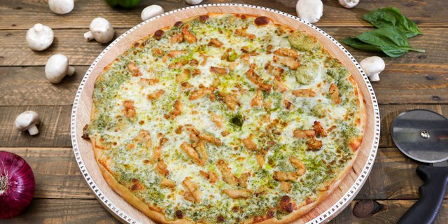 Pesto Chicken Pizza