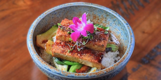 Pan Seared Tofu Boxed Lunch
