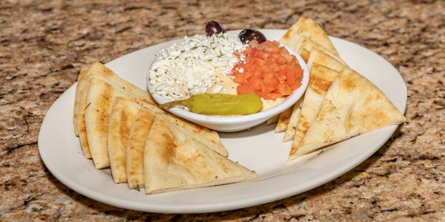 Hummus Greektown-Style