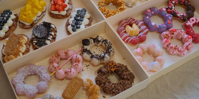 Mochi Donut & Cream Kroffles Box B