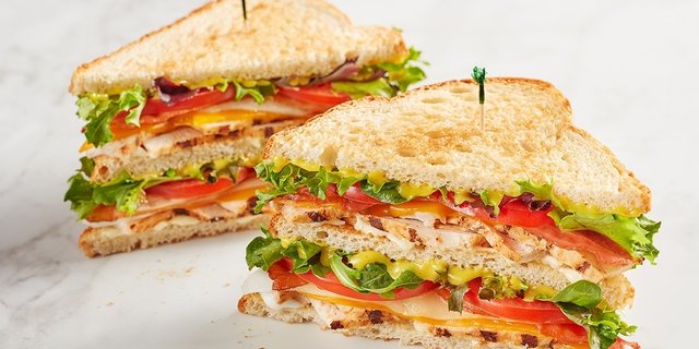 Grilled Chicken King Club Sandwich Box