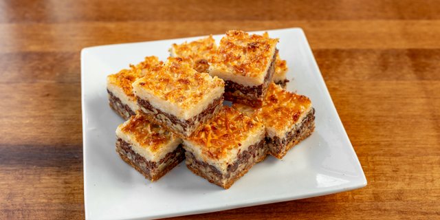 Large Magic Bar Bites
