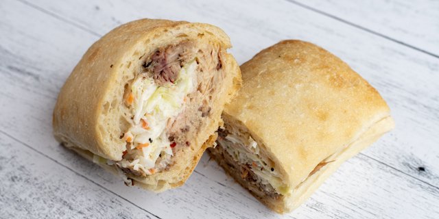 Carolina Style Pulled Pork Sandwich