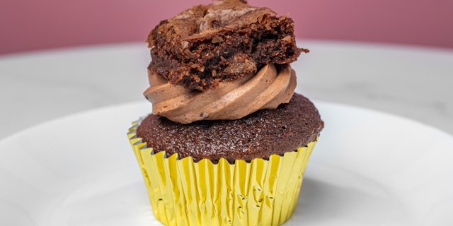 Dozen Chocolate Brownie Cupcakes