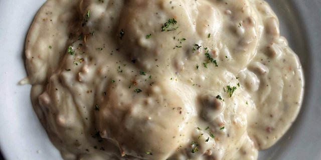 Biscuits & Gravy