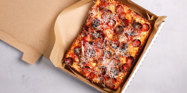 Pepperoni & Italian Sausage Pizza