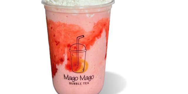 Strawberry Milk Smoothie w/ Whipped Cream