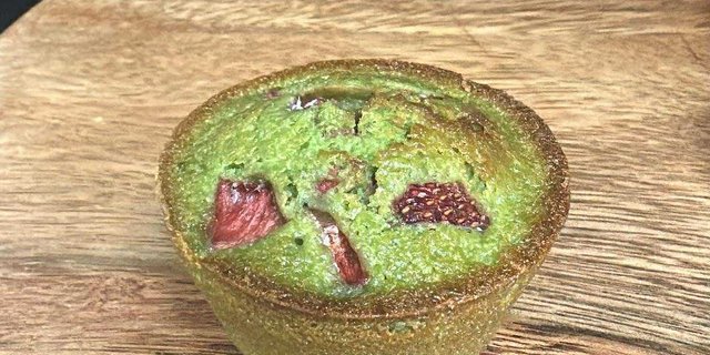 Matcha Strawberry Mochi Muffins