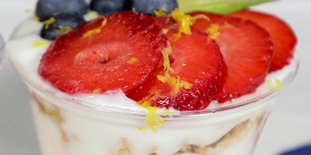 Yogurt Parfait Cups
