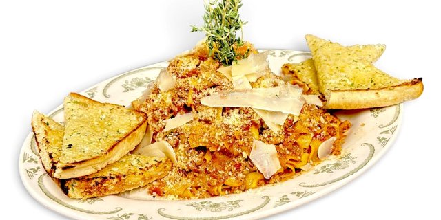 Pappardelle Bolognese