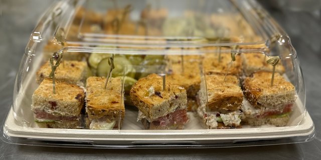 Finger Dipwich Tray