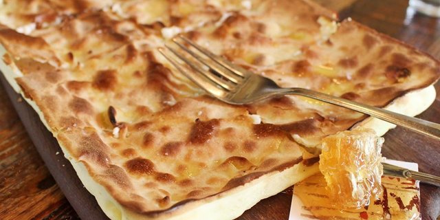 Focaccia Di Recco