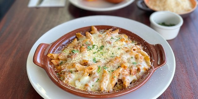 Baked Penne Bolognese Tray