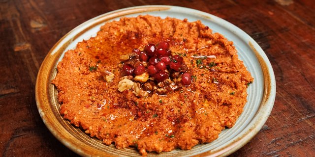 Muhammara With Pita Bread