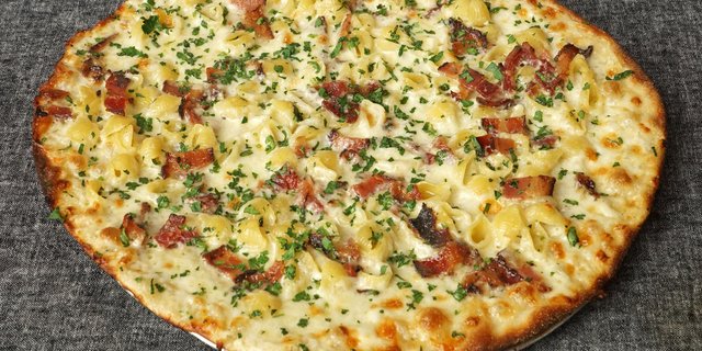 10-Person Pizza Combo