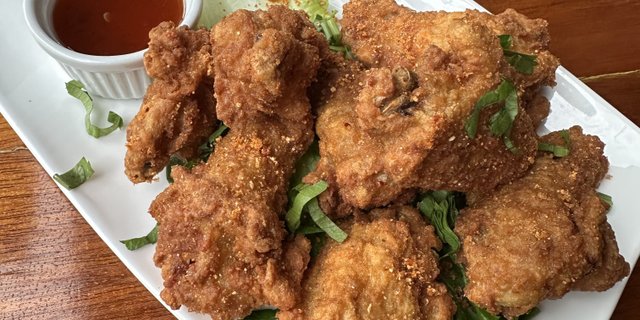 Tom Yum Wings