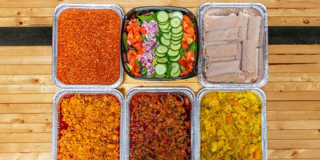 2 Meats & 2 Sides Package