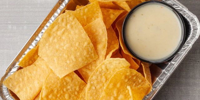 Chips & Queso