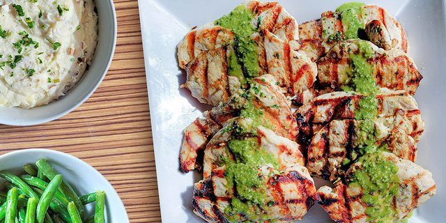 Grilled Chicken Pesto