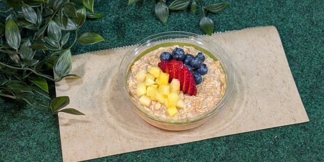 Almond Overnight Oats