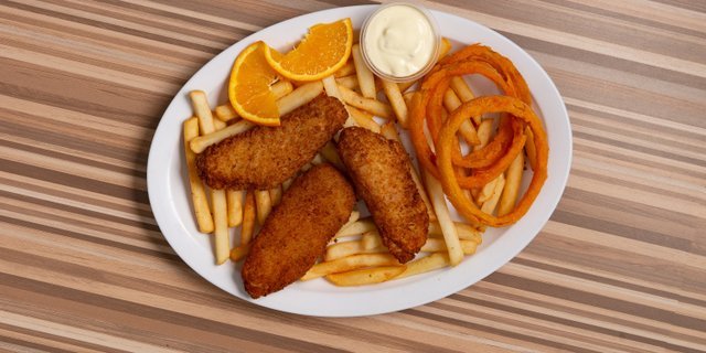 Crispy Fish & Chips w/ Onion Rings