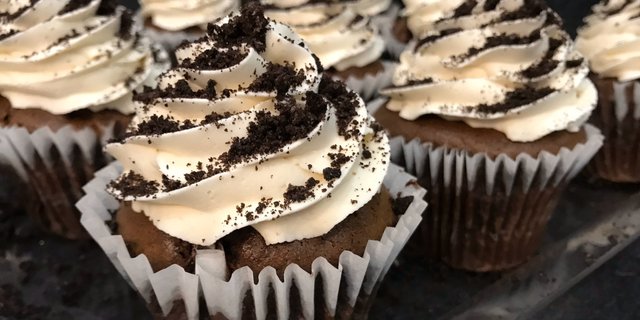 Cookies & Cream Cupcakes