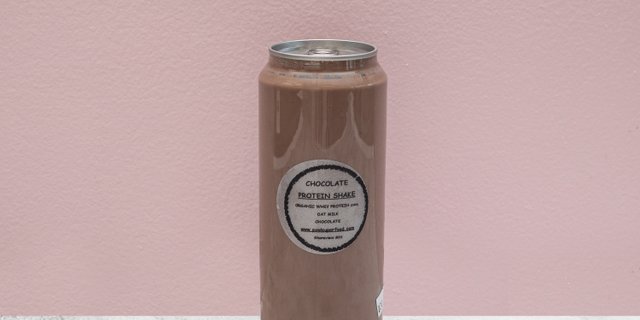 Organic Chocolate Protein Shake