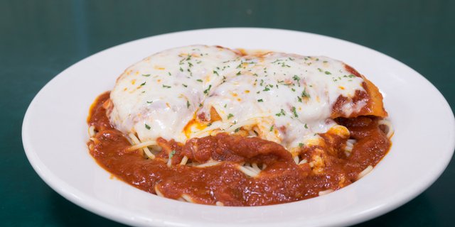 Chicken Parmesan w/ Spaghetti