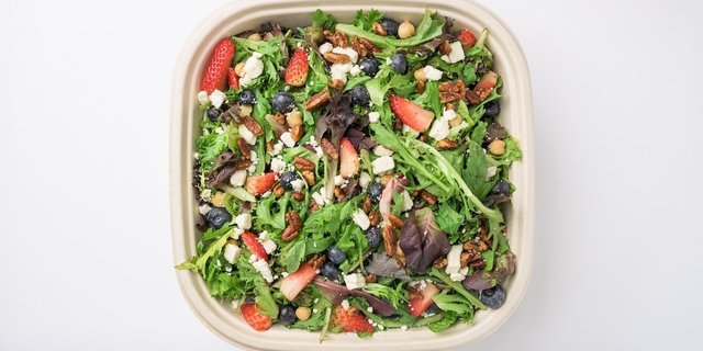 Berry Spring-er Salad