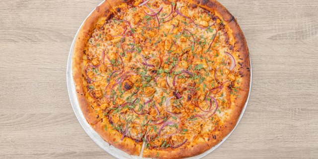 Gluten-Free Buffalo Chicken Pizza