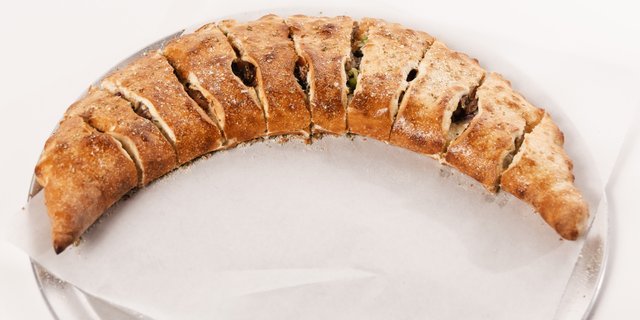 Jamra Calzone