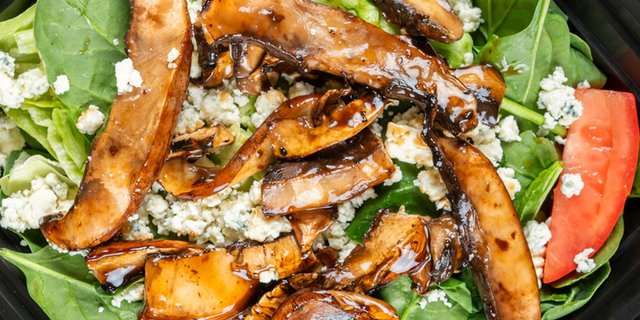 Grilled Portobello Salad