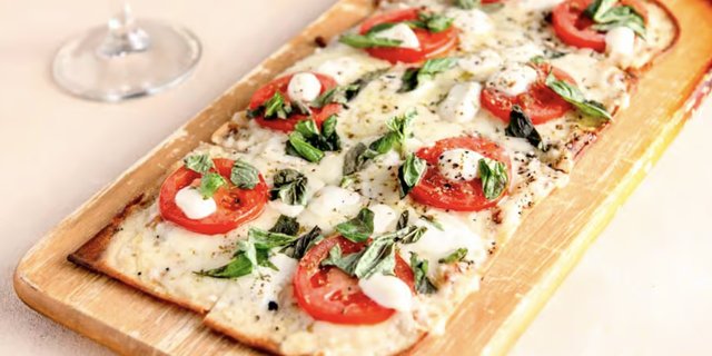 Margherita Flatbread