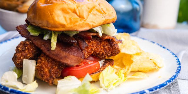 Crispy Chicken Club Sandwich