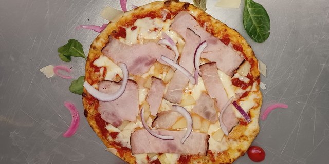 Lahaina Pizza