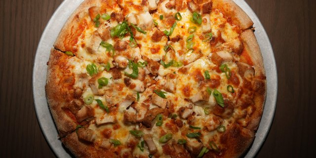 Truffalo Pizza