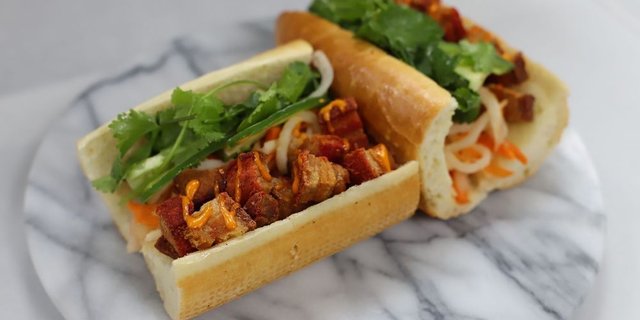 Crispy Pork Belly Sandwich