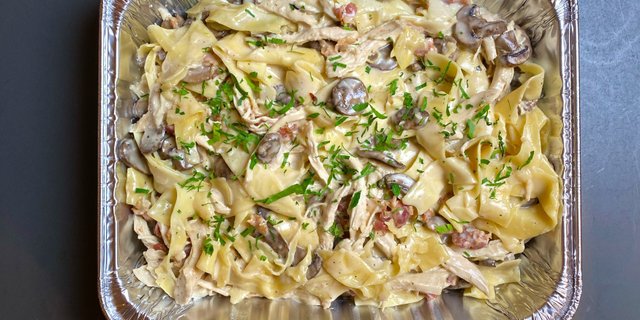 Pappardelle Carbonara Tray