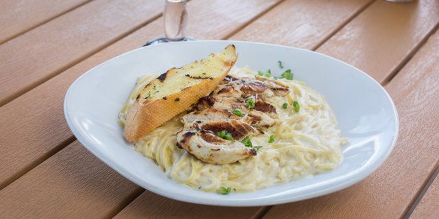 Chicken Alfredo