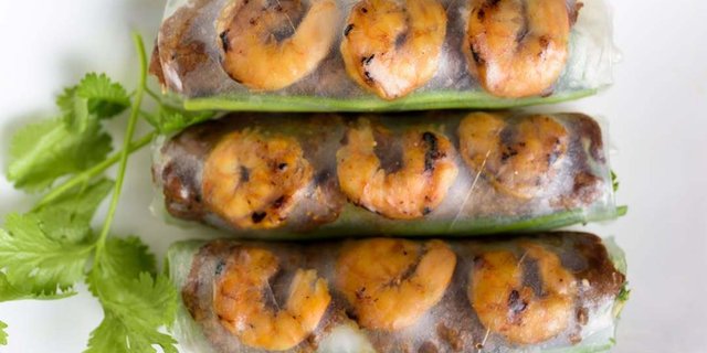 Surf & Turf Spring Rolls