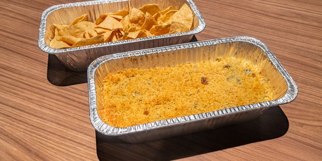 Baked Spinach & Artichoke Dip