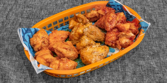 20 Boneless Wings
