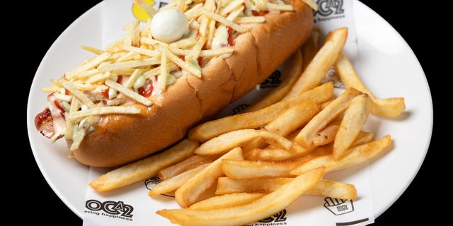 Traditional Hot Dog