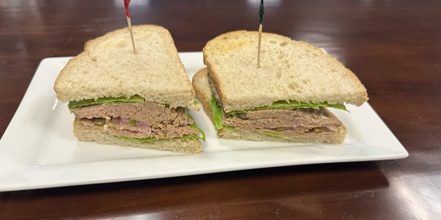 Meatloaf Lovers Sandwich