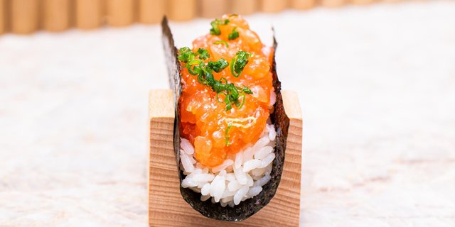 Salmon Truffle Temaki