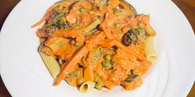 Rigatoni Primavera Tray