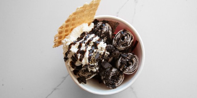 Cookies & Dream Rolled Ice Cream